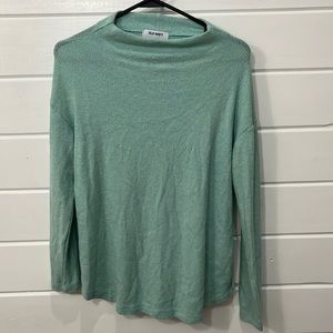 Old navy sweater